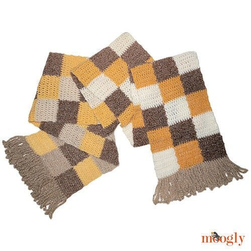 Big Checked Crochet Scarf - PDF Crochet Pattern