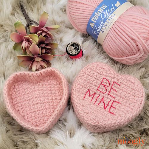 Crochet Conversation Heart Box Pattern - Easy Bulky Yarn - PDF Pattern Only