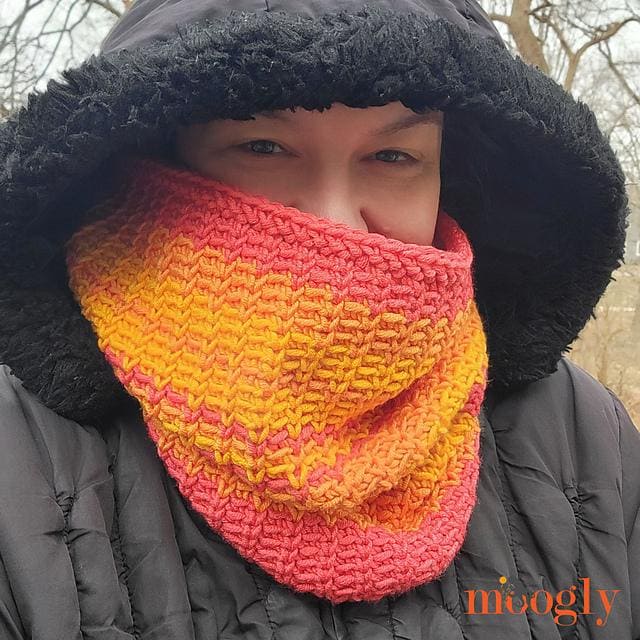 Crochet Cowl Pattern - Mimosa - Bulky Yarn - Easy Bottom Up - Pattern PDF