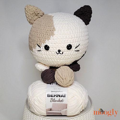 Cat Squish, Amigurumi Kitty Softie, Super Bulky Weight, Animal, Crochet Pattern PDF ONLY