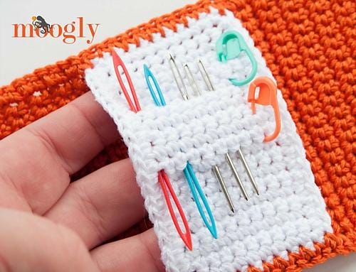 Needle Holder Pattern - Nifty Needle Case - Beginner - Worsted Yarn - Crochet Pattern PDF