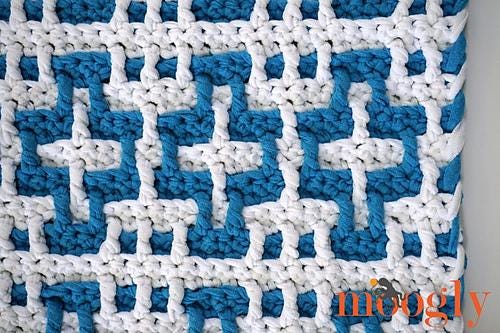 Plush Plus Rug Pattern PDF - Intermediate Super Bulky Yarn